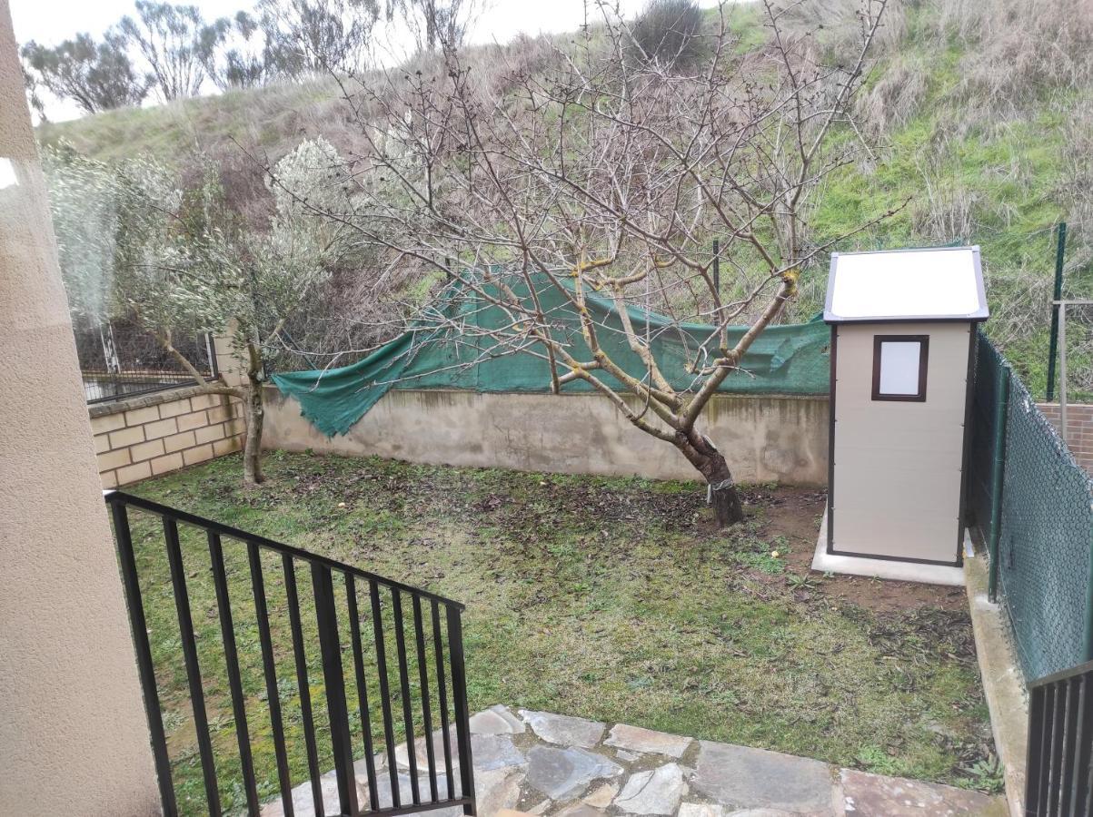 En El Corazon Del Barrio De La Estacion Villa Haro Bagian luar foto